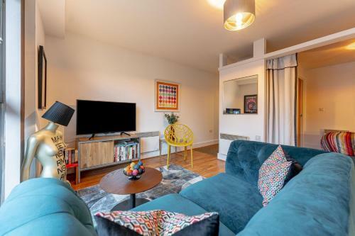 Luxury 1 Bedroom Apartment - Central Birmingham, Cube And Mailbox