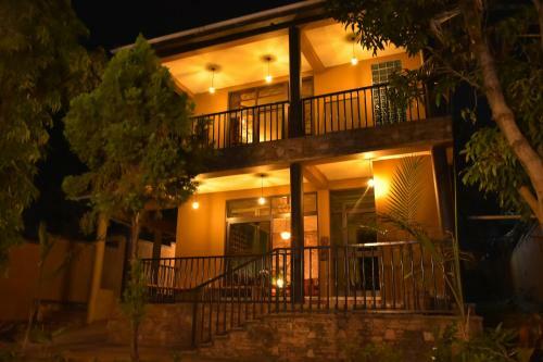 Bed & Breakfast Unique Rooms In An Authentic Part Of Kampala