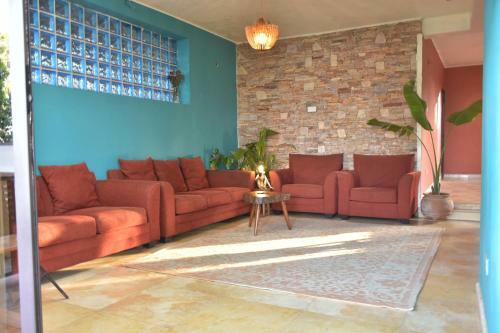 Bed & Breakfast Unique Rooms In An Authentic Part Of Kampala