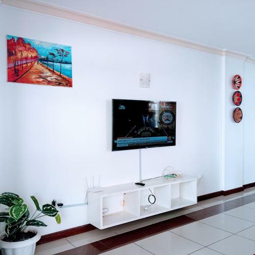 3 Bedroom Beach Front Apartment By Vee Homes Kenya
