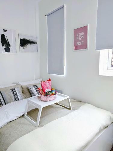 Cozy Luxury 1 Bedroom Apartment With Parking