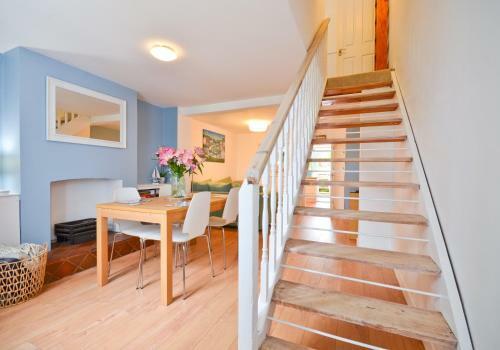 Candlelight Cottage