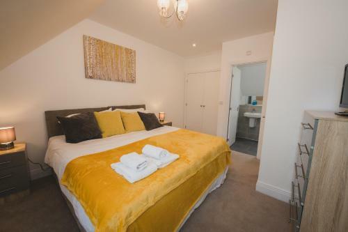 The Bracknell House Modern And Outstanding 3 Bedroom