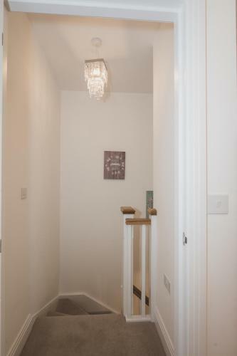 The Bracknell House Modern And Outstanding 3 Bedroom