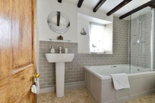 Kemble Cottage