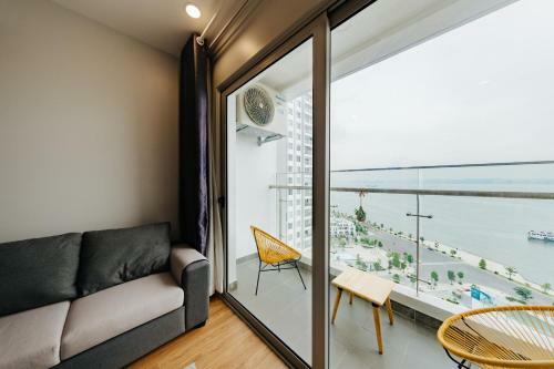 Hihome6 Halong Bay Deluxe Apartment Sea View