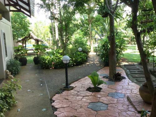 Thip Residence Boutique Hotel
