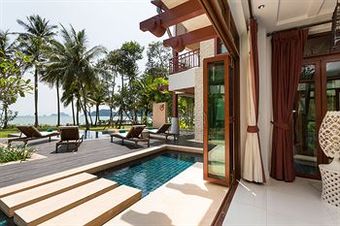 Amatapura Beachfront Villa 12