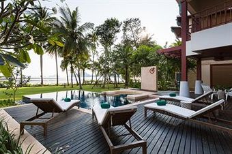 Amatapura Beachfront Villa 12