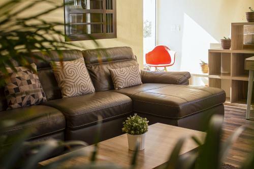Modern&private, Best Sunset Views 3 Storey House ?