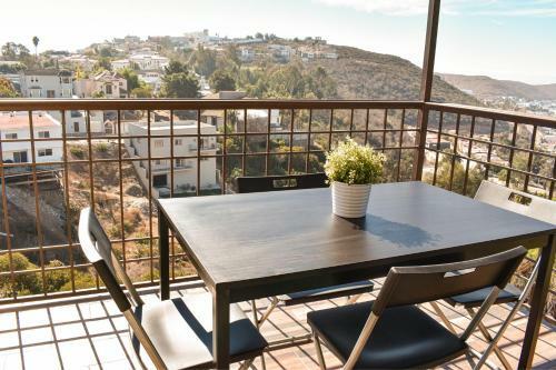 Modern&private, Best Sunset Views 3 Storey House ?