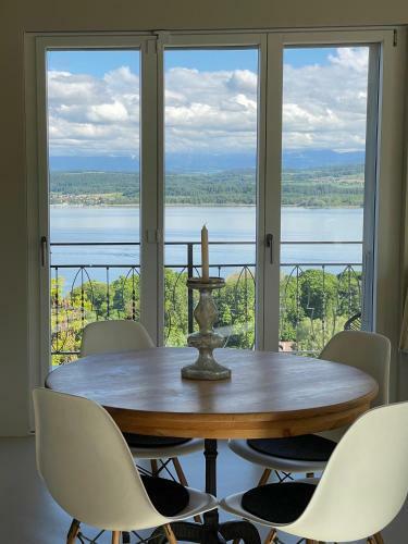 Villa Traumhaftes Ferienhaus Mit See- Und Alpenblick