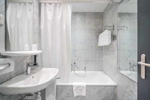 The Hey Hotel Guest House