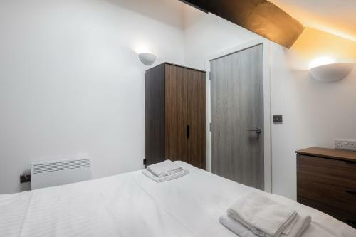 Fantastic 2 Bed Apartment In An Award Winning Development