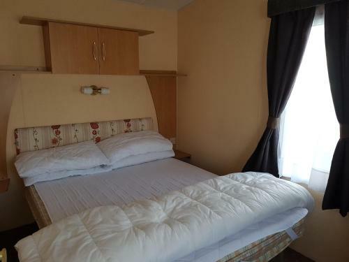 6 Berth With Sea Views On Beachside
