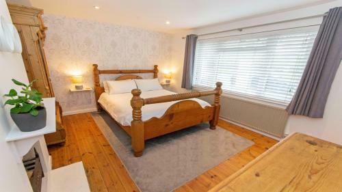 Hillis Braunton Sleeps 8 With Hot Tub Option