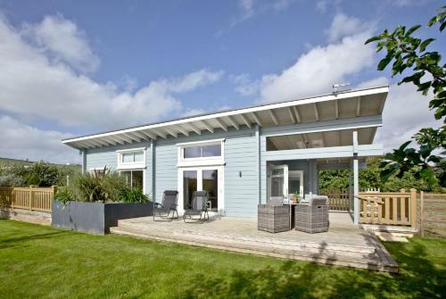 Cutterbrough, Great Field Lodges