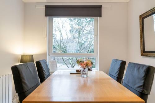 Apartamento Two Bedroom Ground Floor Flat