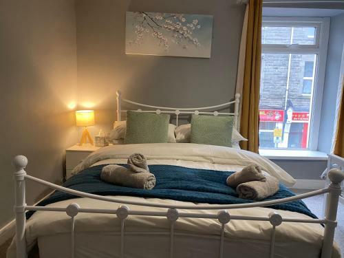 Home From Home Luxury 2-bed Apartment In Bridgend