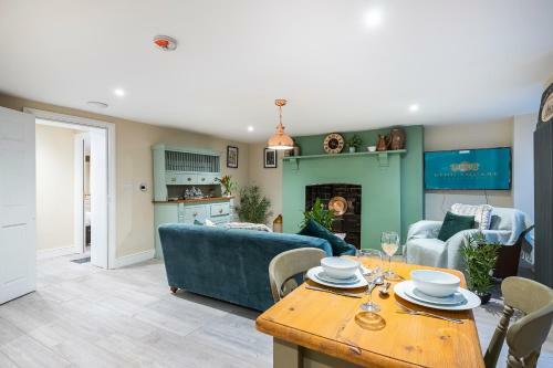 Corporate & Contractor Short Stay Accommodation By King Square Apartments