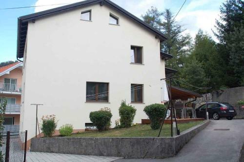 Apartment In Postojna 40258