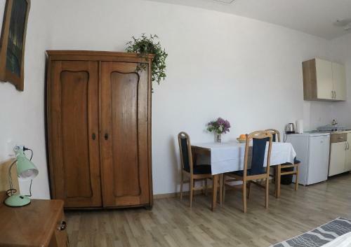 Apartamento Beekeeping Kojek