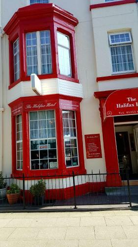 Hostal The Halifax Hotel