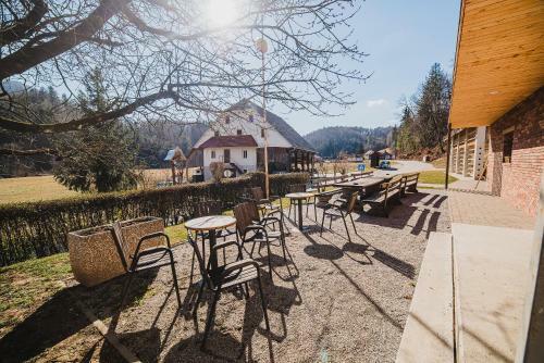 Hostal Farm Stay ?urej