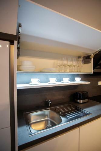 Azzurro Apartment