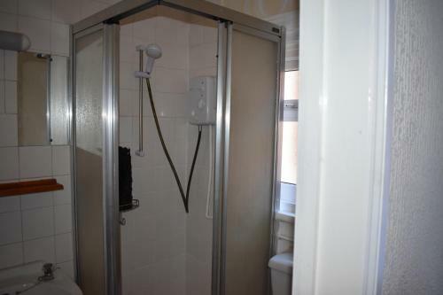 Hostal Three Piers Guest House
