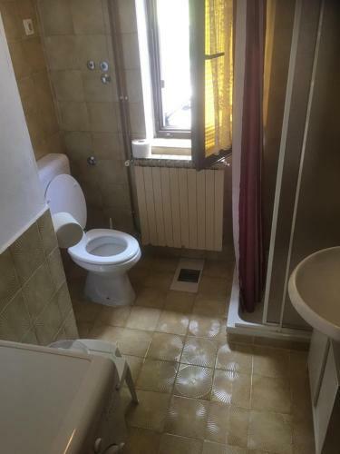Hostel-sezanalokev B&B