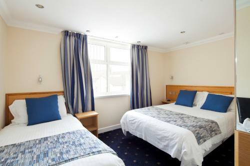 Queens Mansions: Hesketh Apartment