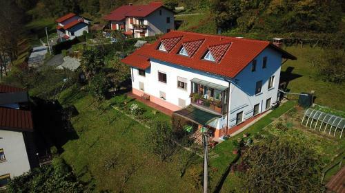 Hostal Sobe ?ernilogar