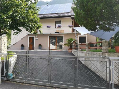 Three Bedroom Apartment With Terrace Ole