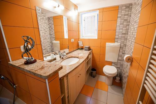 Three Bedroom Apartment With Terrace Ole