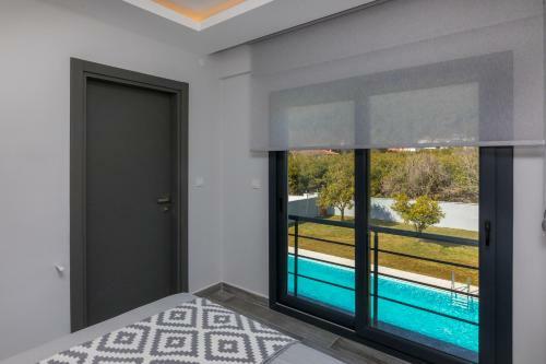 Yamac Villa Atakoy Daily Weekly Rentals