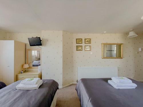 The Glen Stuart Hotel