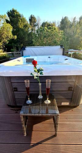 Floating Sea House Miraboat