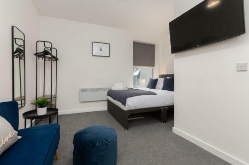 Charles Alexander Short Stay - Charnley House Apartments