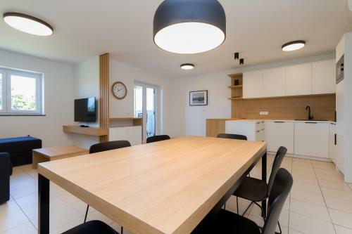 Premium Sea Side Marina Apartment By Locap Group