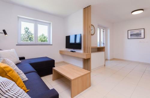 Premium Sea Side Marina Apartment By Locap Group