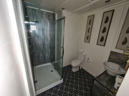 Hostal Elmora House