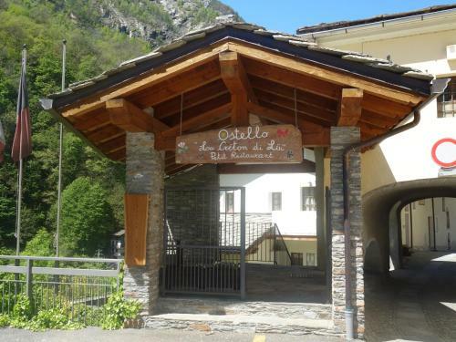 Albergue Ostello Lou Cr�ton Di Lui