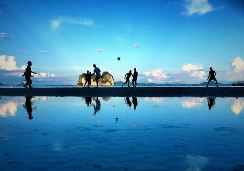 Hotel Thanya Beach Resort