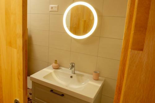 Apartments Laznica