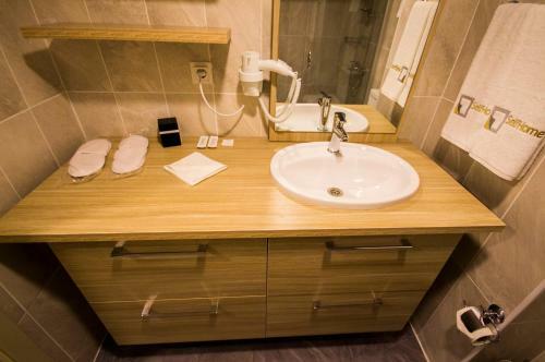 Onno House Apartments