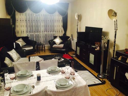 Apartamento Havuz Manzaral? E?yal? 1+1 E-5 E Yak?n Residence