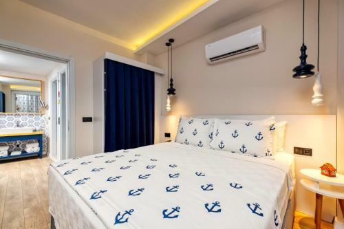Hotel Ece Marina Suit