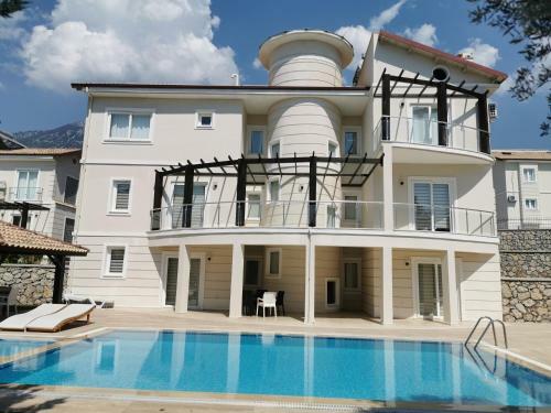 Villa Karmele