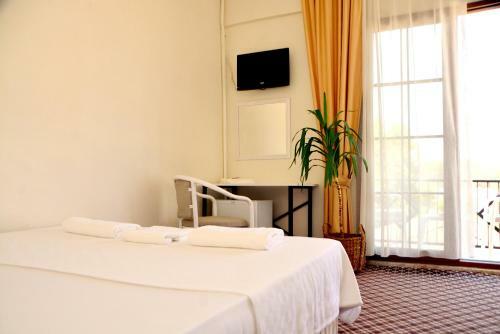 Cennet Hotel